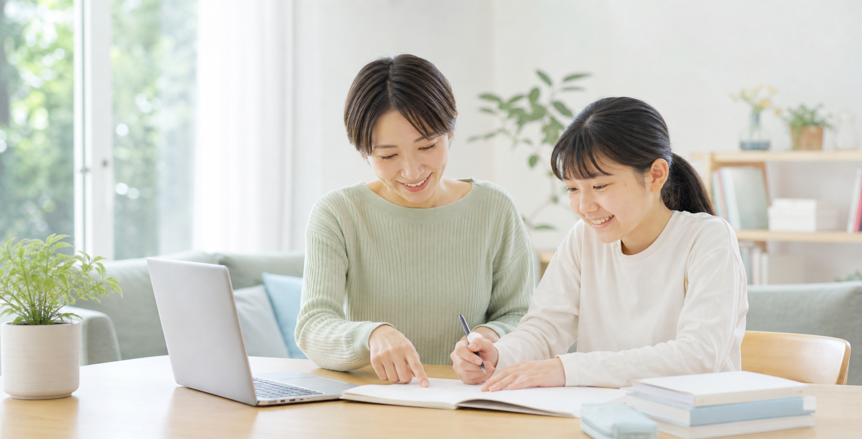親子で学習内容を確認している様子